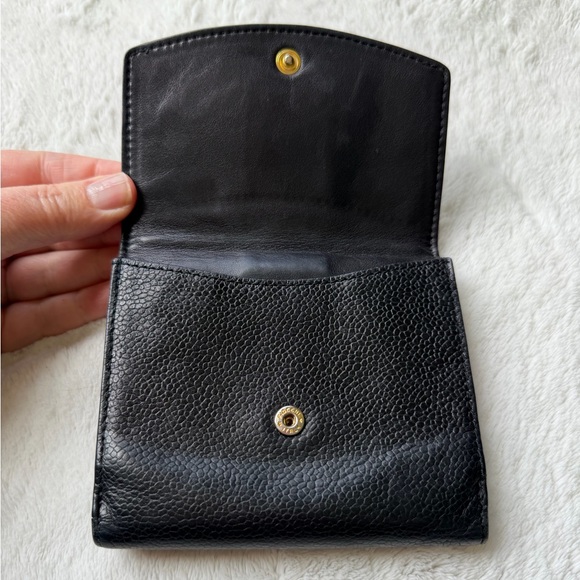 Channel caviar leather compact wallet Authentic with COA black - Picture 3 of 10
